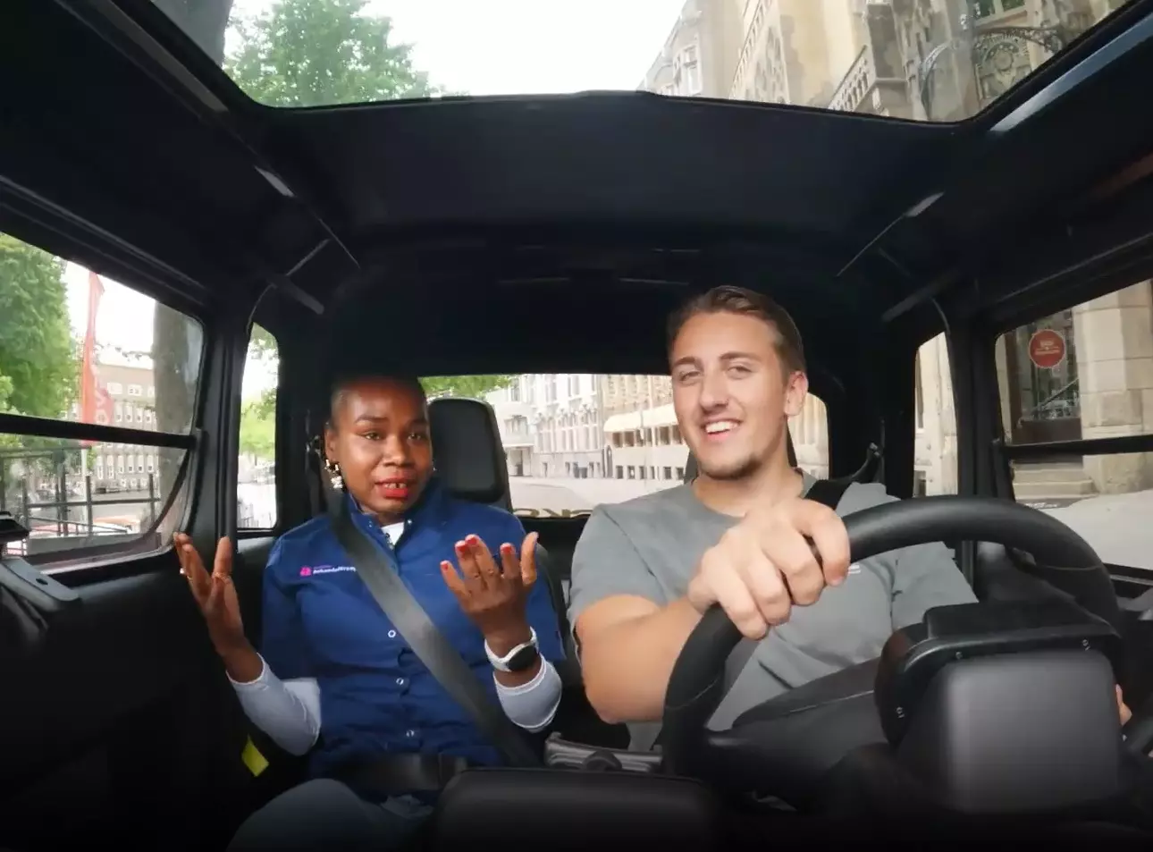 In de videopodcast Thijmen on Tour spreekt Thijmen Schoorl met Samanta Derby over het werken als ergotherapeut ouderenzorg bij Amstelring